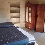 Historic Close To San Blass With Courtyard, Kitchen Terrace And Rooftop Pool Homestay